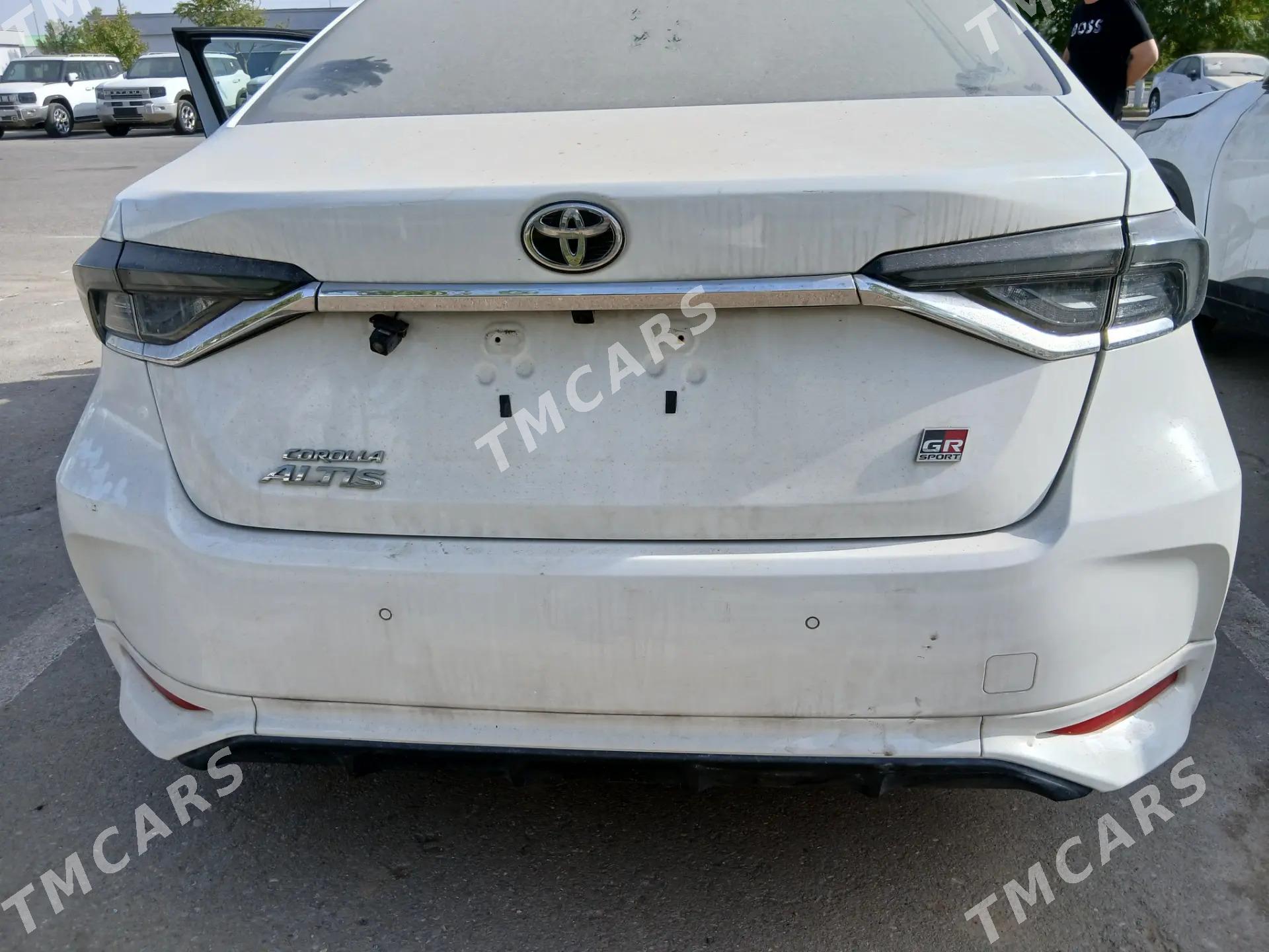 Toyota Corolla 2022 - 245 000 TMT - Ашхабад - img 2