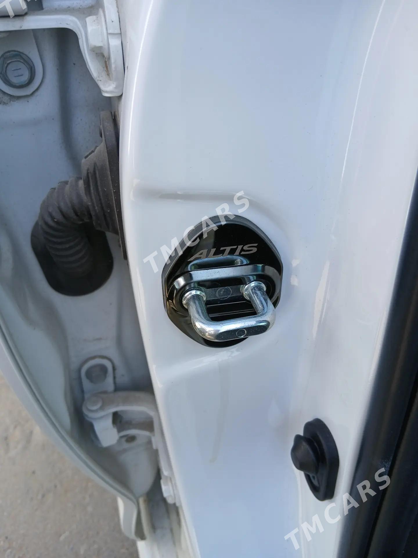 Toyota Corolla 2022 - 245 000 TMT - Ашхабад - img 6