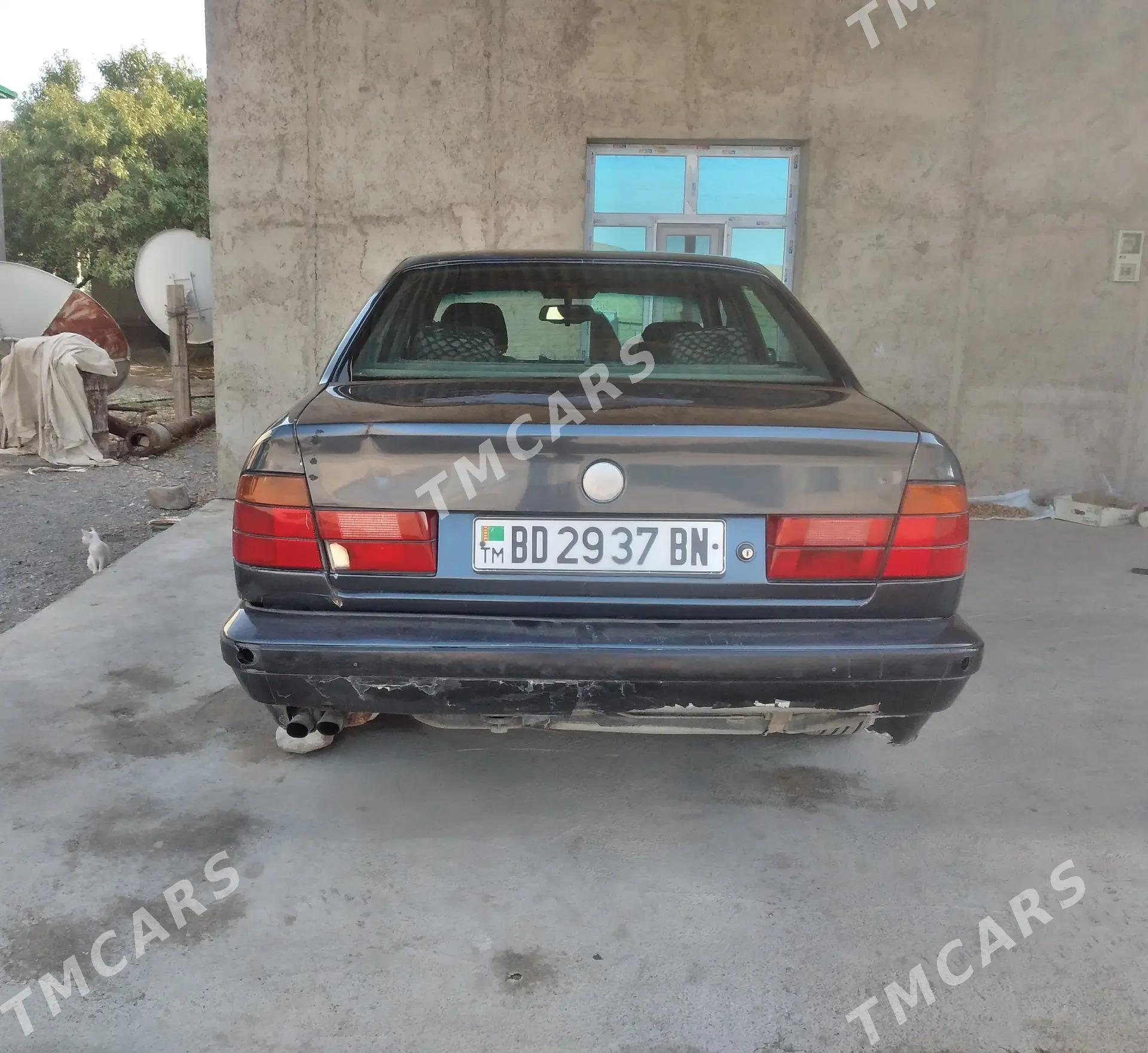 BMW E34 1993 - 40 000 TMT - Gyzylarbat - img 5