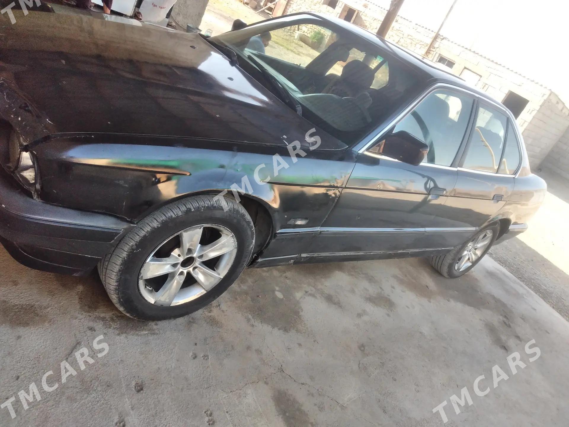 BMW E34 1993 - 40 000 TMT - Gyzylarbat - img 7