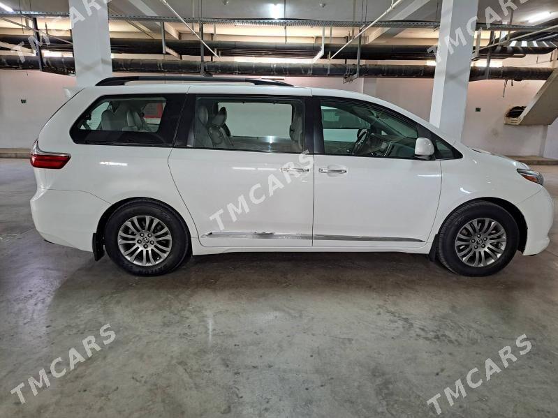 Toyota Sienna 2017 - 420 000 TMT - Ашхабад - img 6