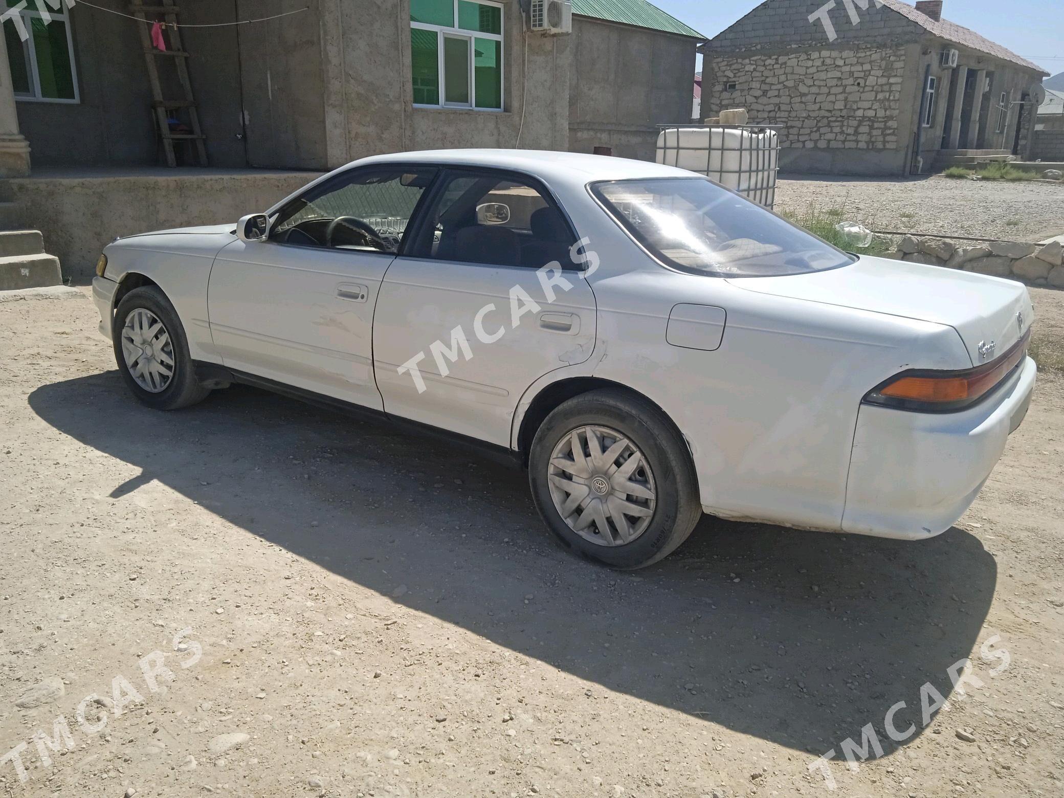 Toyota Mark II 1993 - 40 000 TMT - Балканабат - img 3