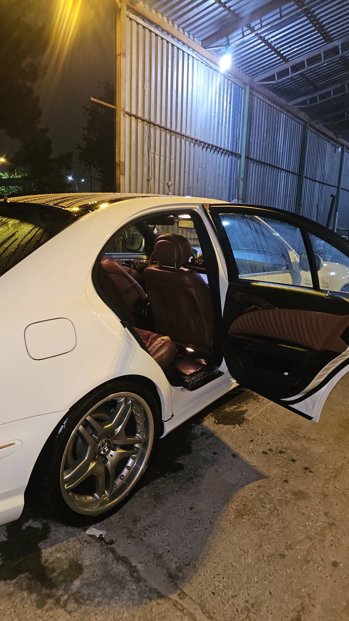 Mercedes-Benz E350 2009 - 300 000 TMT - Bedew - img 7