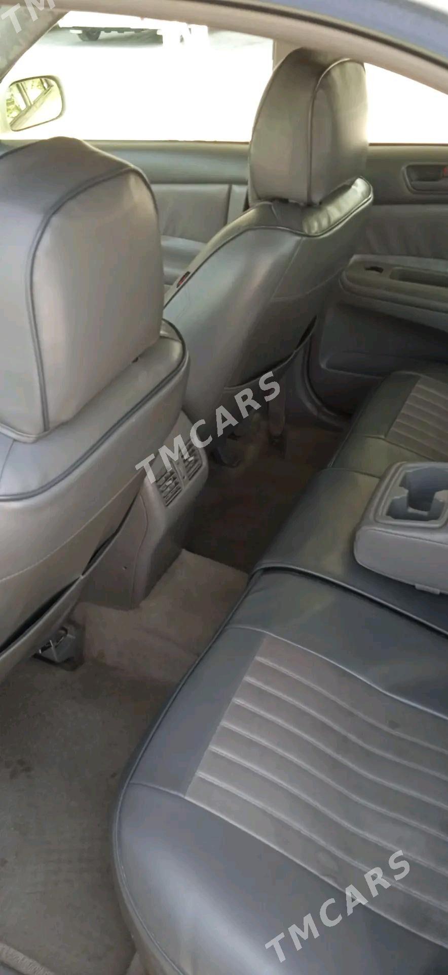 Toyota Camry 2003 - 135 000 TMT - Байрамали - img 5