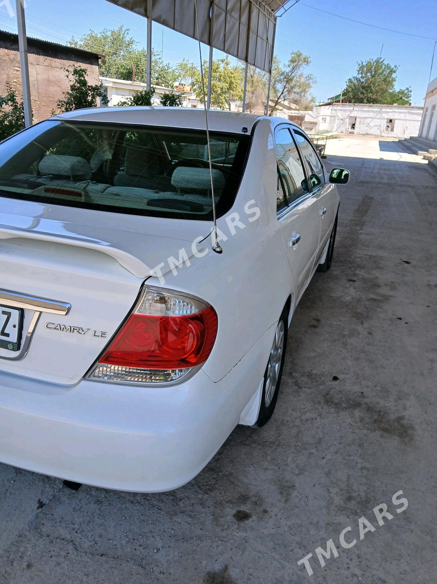 Toyota Camry 2004 - 148 000 TMT - Гурбансолтан Едже - img 2