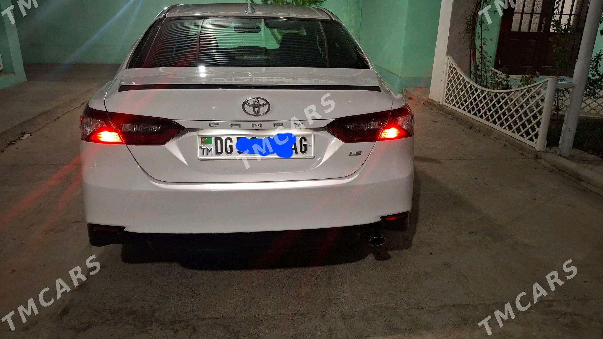 Toyota Camry 2018 - 340 000 TMT - Aşgabat - img 3