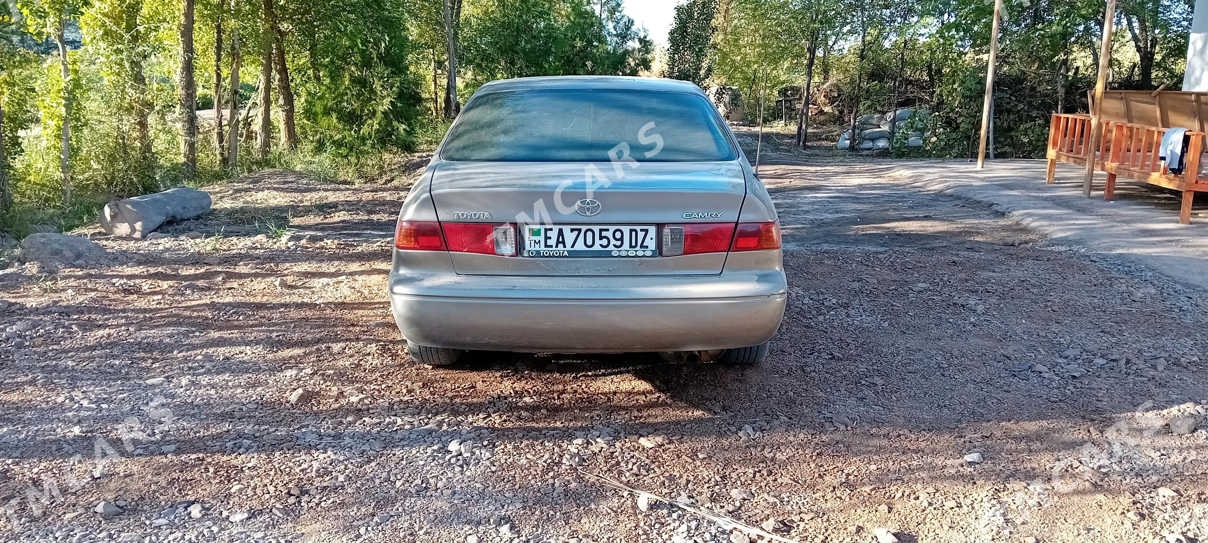 Toyota Camry 1999 - 140 000 TMT - Köneürgenç - img 1