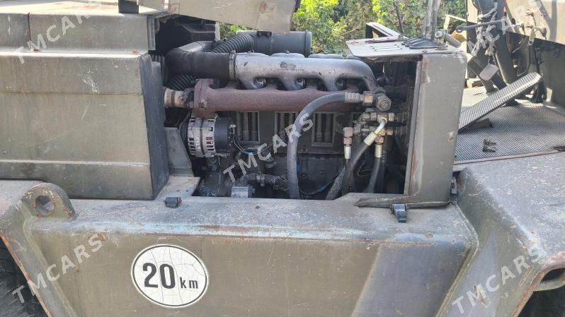 MTZ 82 2015 - 126 000 TMT - Бузмеин - img 4