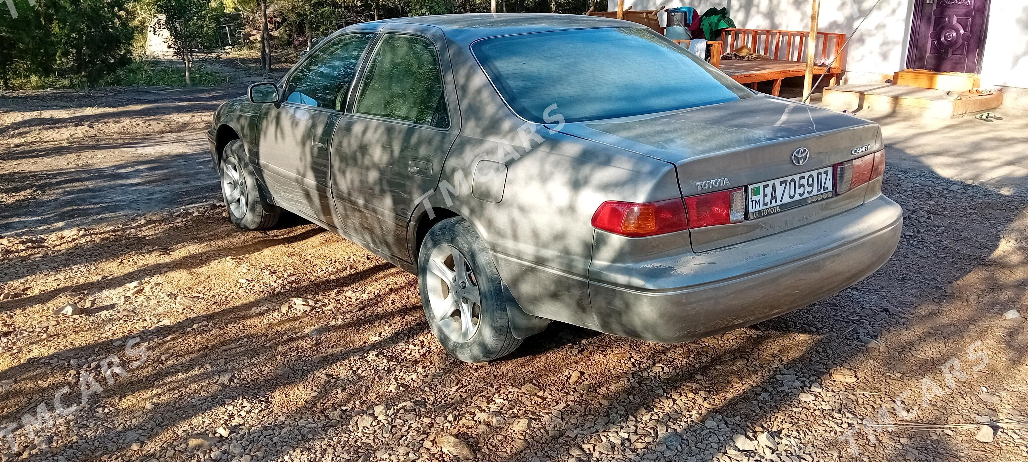 Toyota Camry 1999 - 140 000 TMT - Köneürgenç - img 3