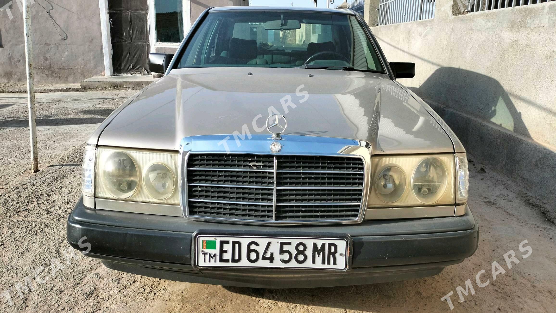 Mercedes-Benz 230E 1987 - 49 000 TMT - Baýramaly - img 5