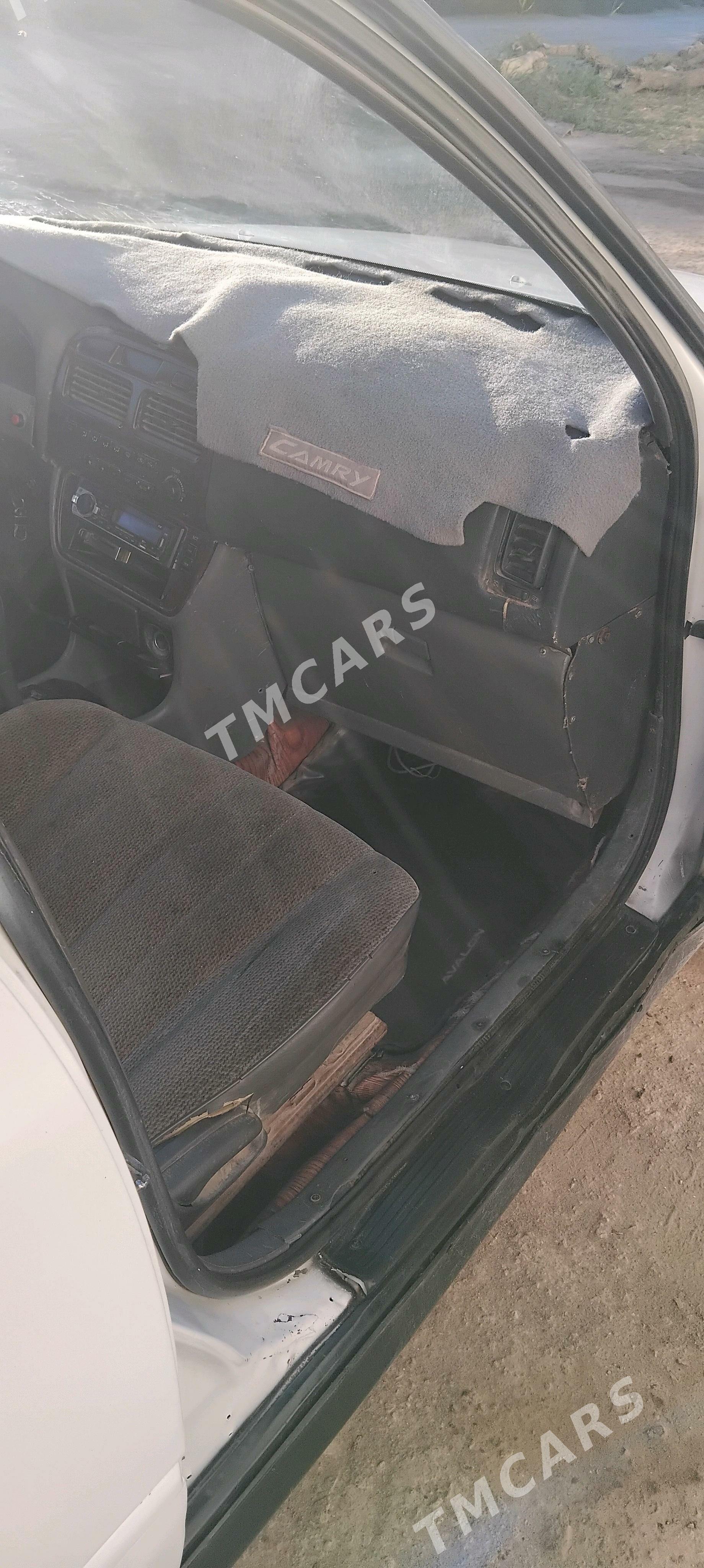 Toyota Camry 1993 - 50 000 TMT - Болдумсаз - img 7