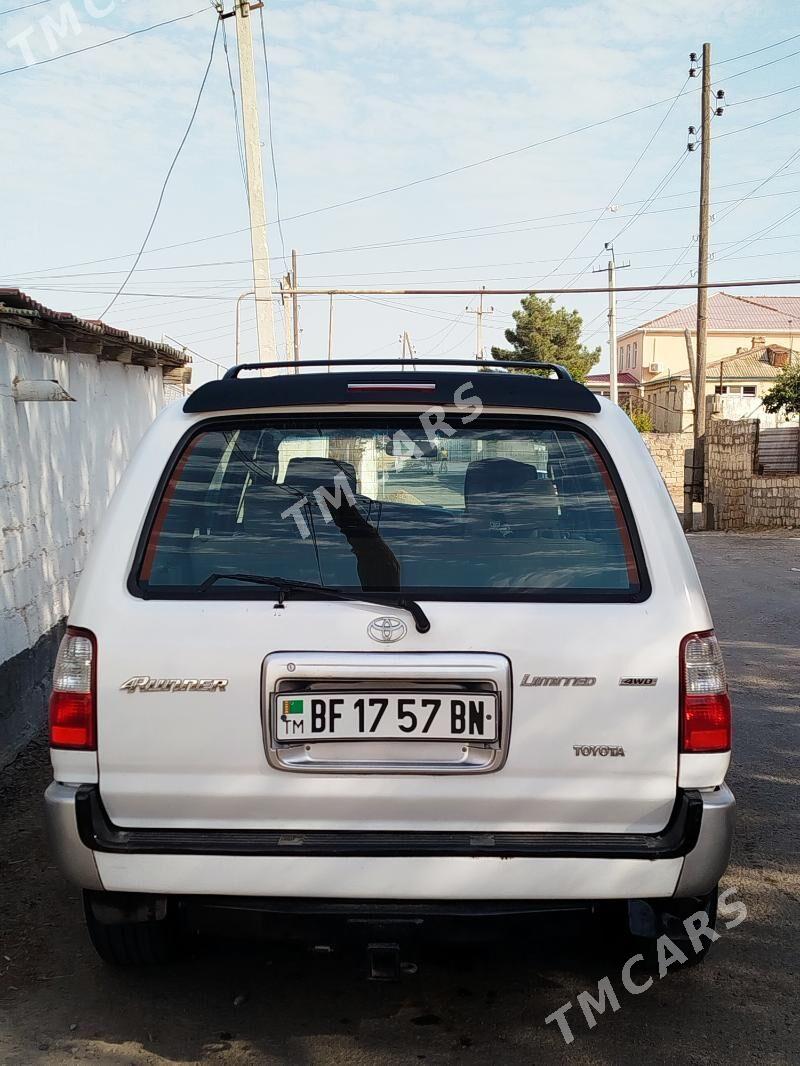 Toyota 4Runner 2001 - 145 000 TMT - Türkmenbaşy - img 2