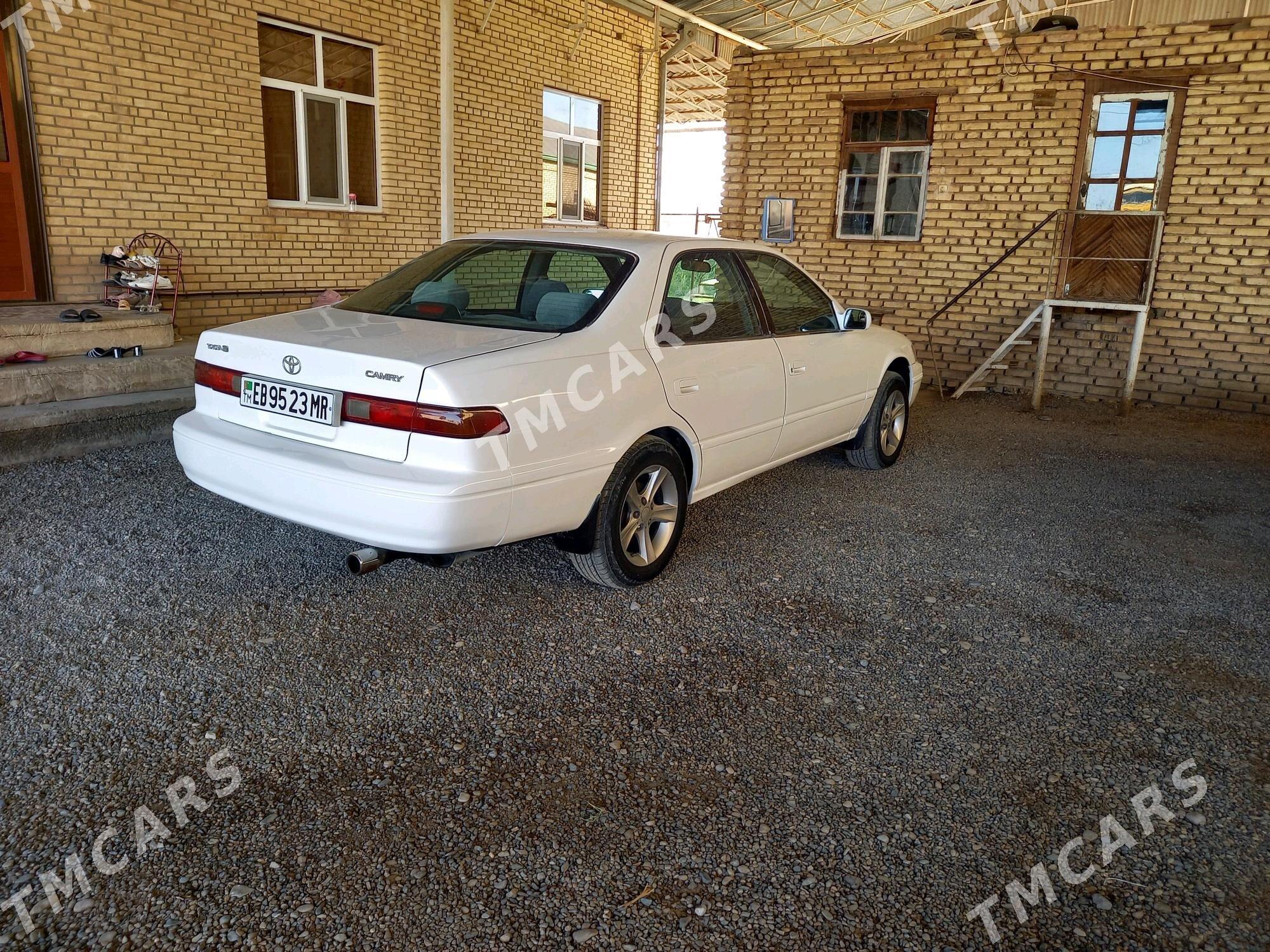 Toyota Camry 1999 - 127 000 TMT - Мары - img 3