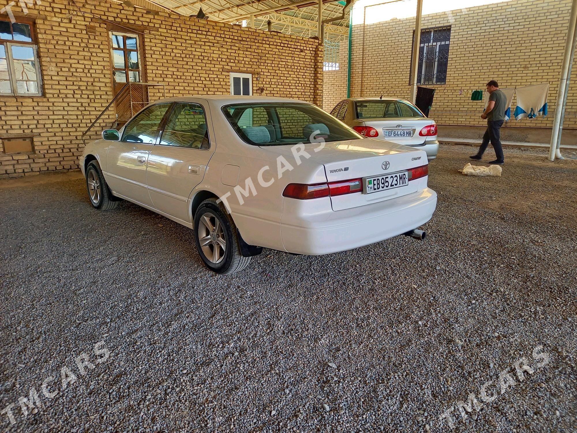 Toyota Camry 1999 - 127 000 TMT - Мары - img 4