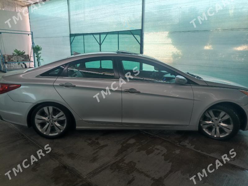 Hyundai Sonata 2011 - 165 000 TMT - Бекреве - img 5