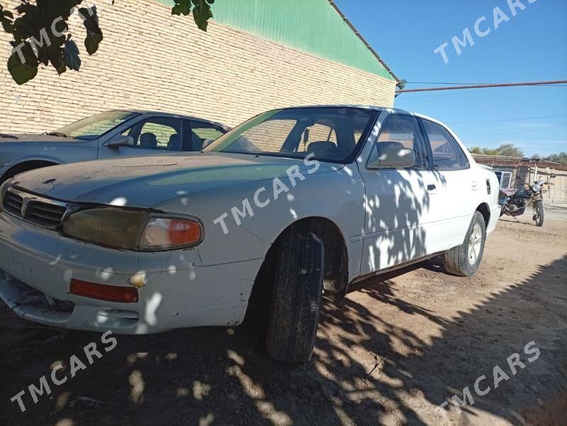 Toyota Camry 1993 - 40 000 TMT - Saýat - img 6
