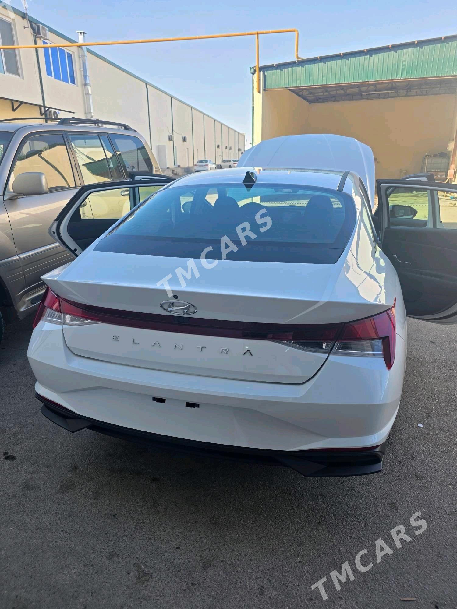 Hyundai Elantra 2021 - 247 000 TMT - Aşgabat - img 4
