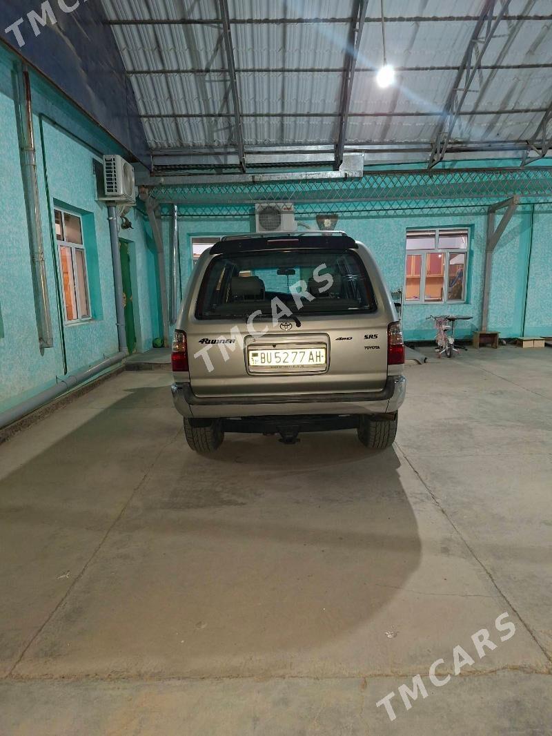Toyota 4Runner 2000 - 175 000 TMT - Kaka - img 2