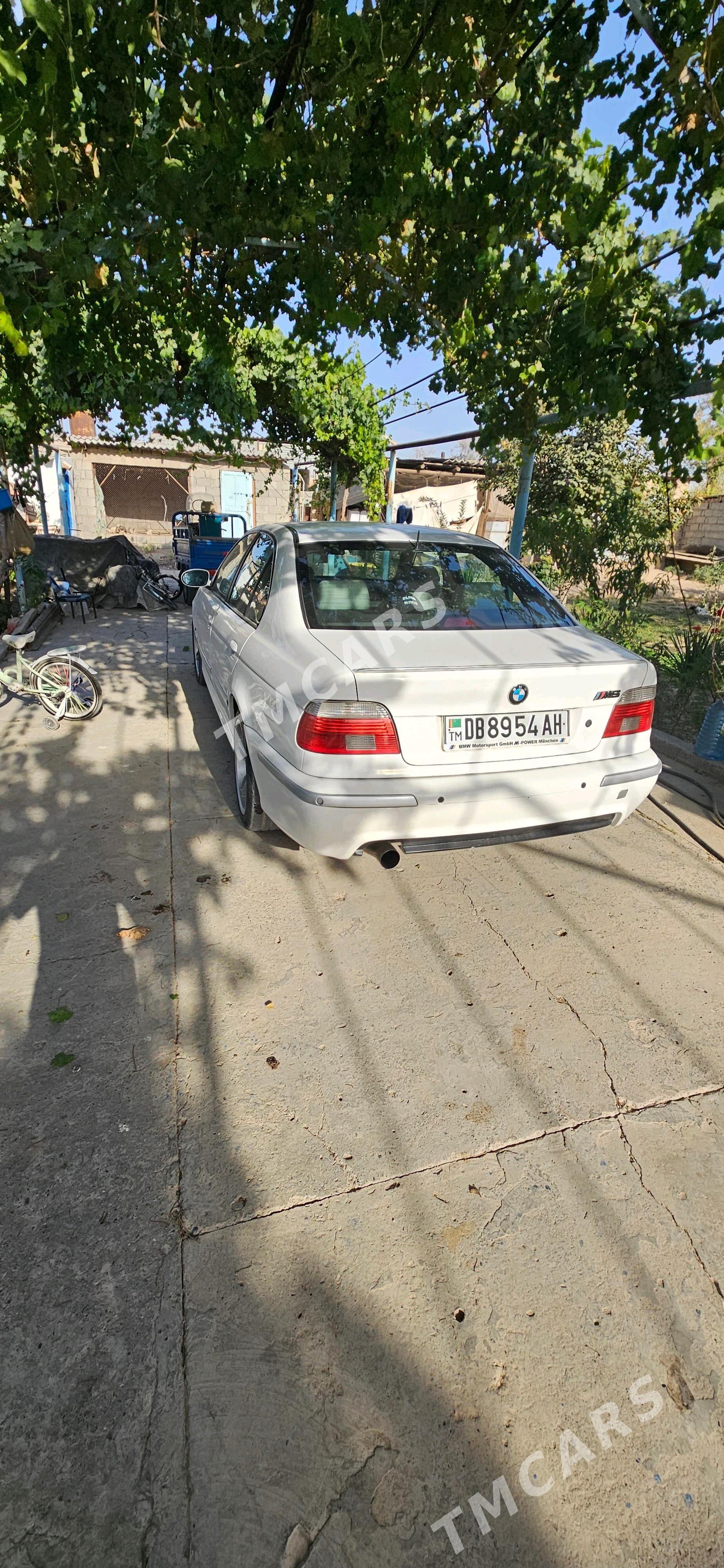BMW E39 2003 - 150 000 TMT - Кака - img 3