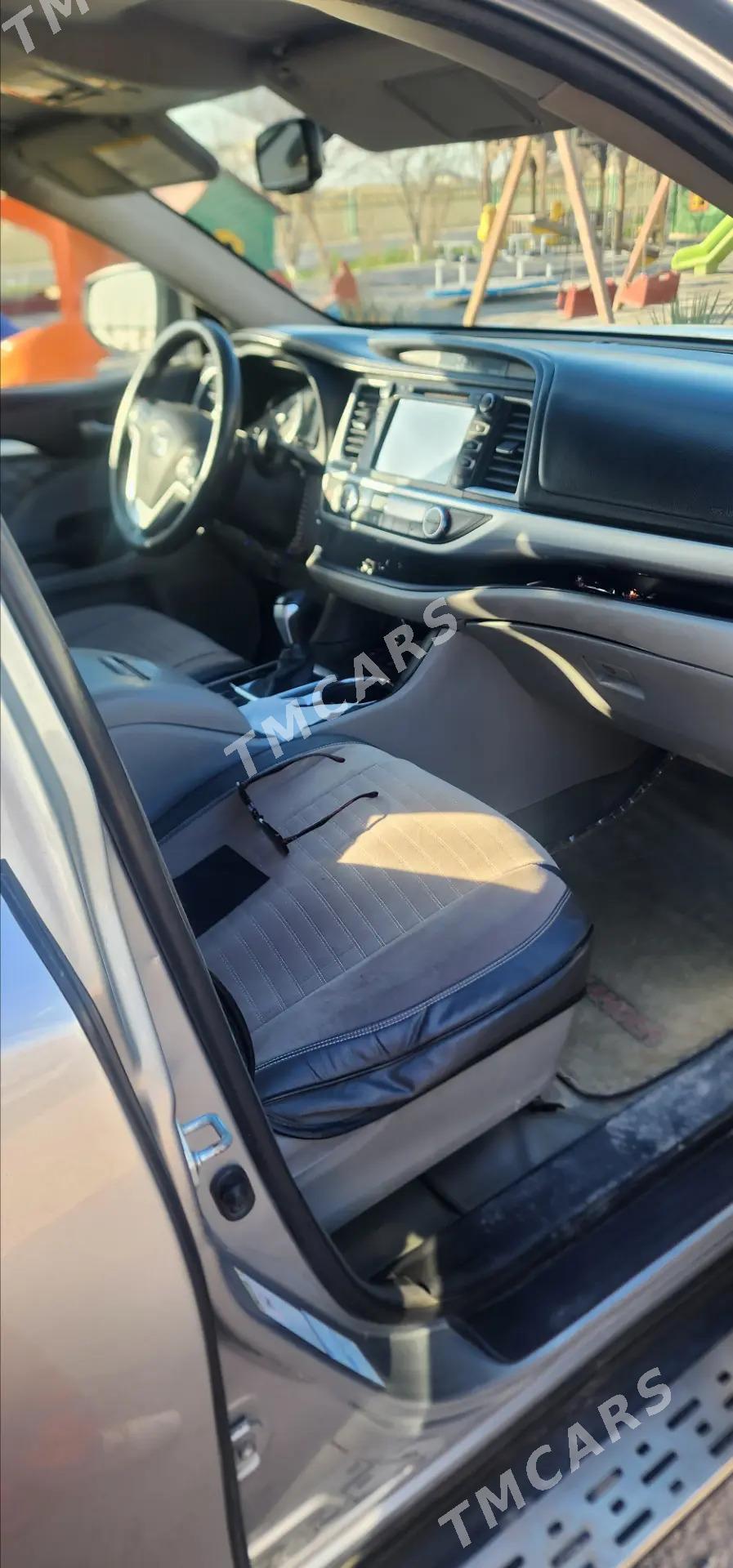 Toyota Highlander 2016 - 460 000 TMT - Kerki - img 4