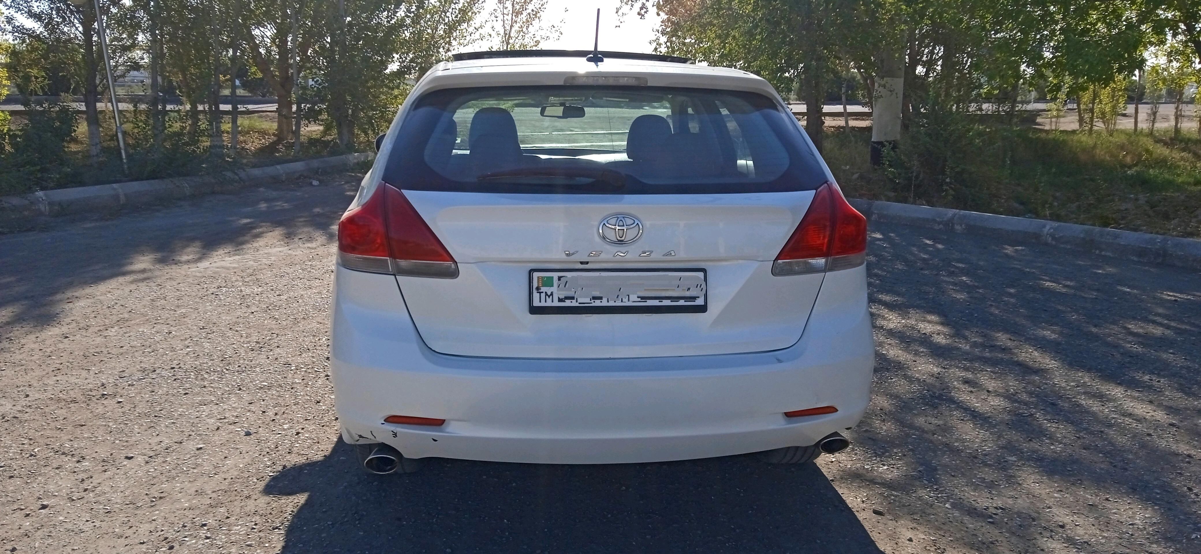 Toyota Venza 2010 - 220 000 TMT - Köneürgenç - img 8