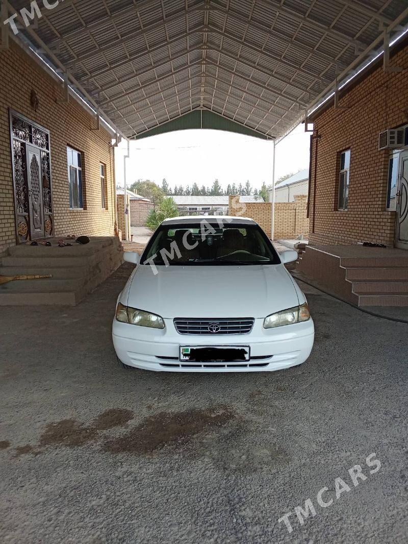 Toyota Camry 1998 - 127 000 TMT - Мары - img 6