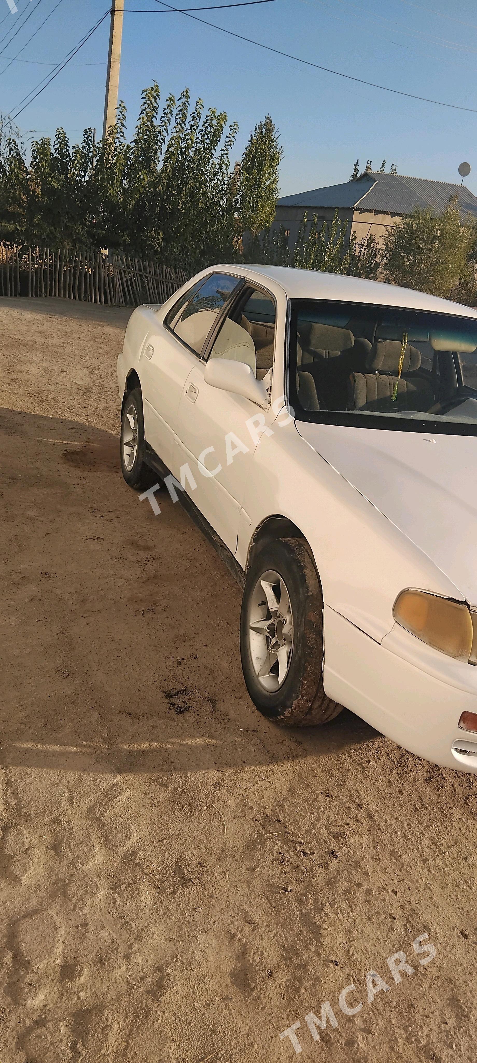 Toyota Camry 1993 - 50 000 TMT - Болдумсаз - img 9