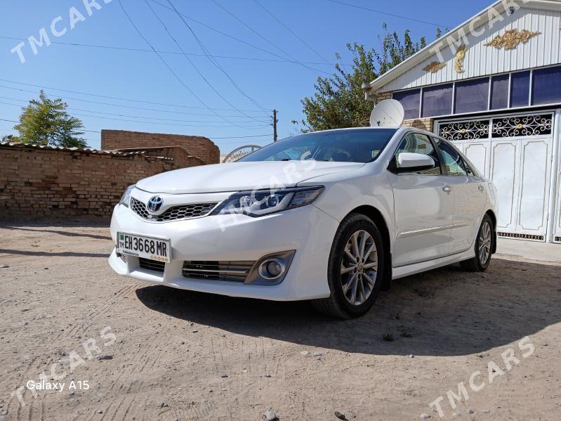 Toyota Camry 2012 - 219 000 TMT - Baýramaly - img 2