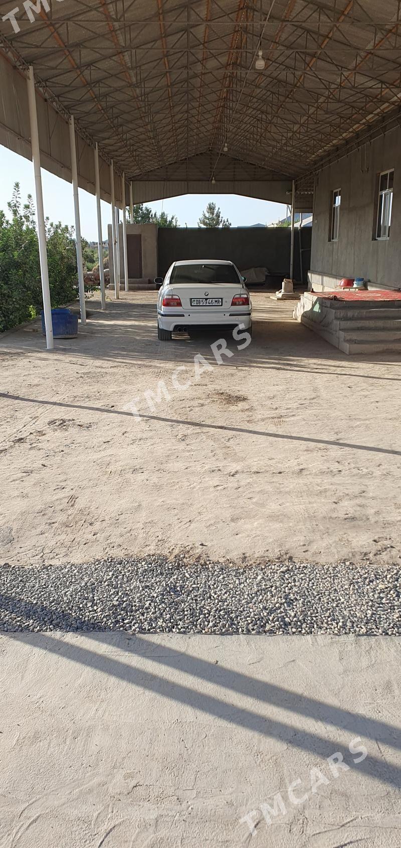 BMW E39 2000 - 130 000 TMT - Wekilbazar - img 2