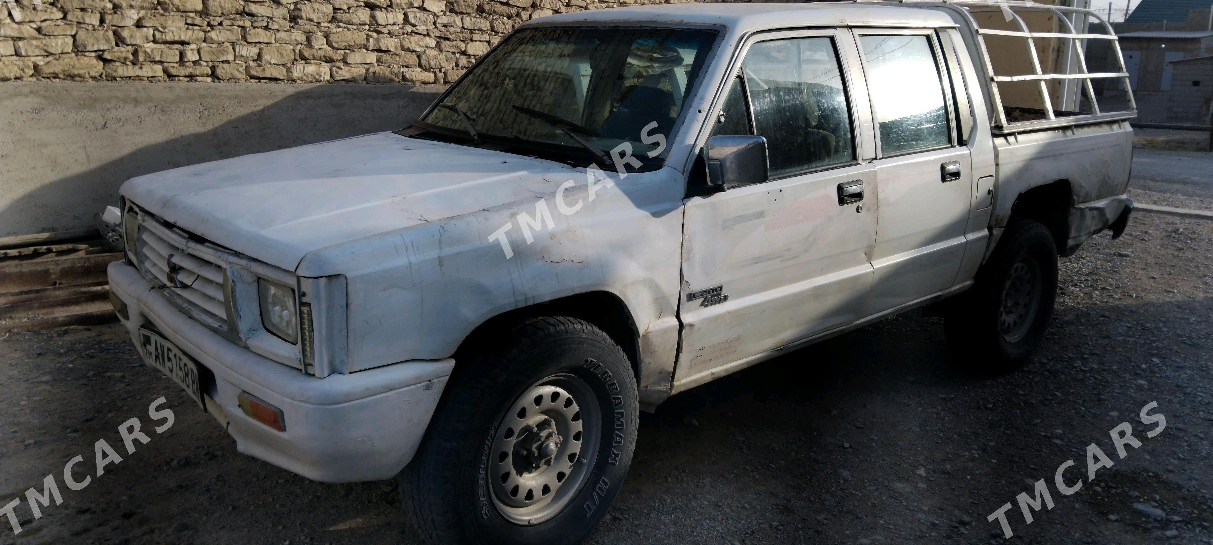 Mitsubishi L200 2001 - 21 000 TMT - Gyzylarbat - img 4