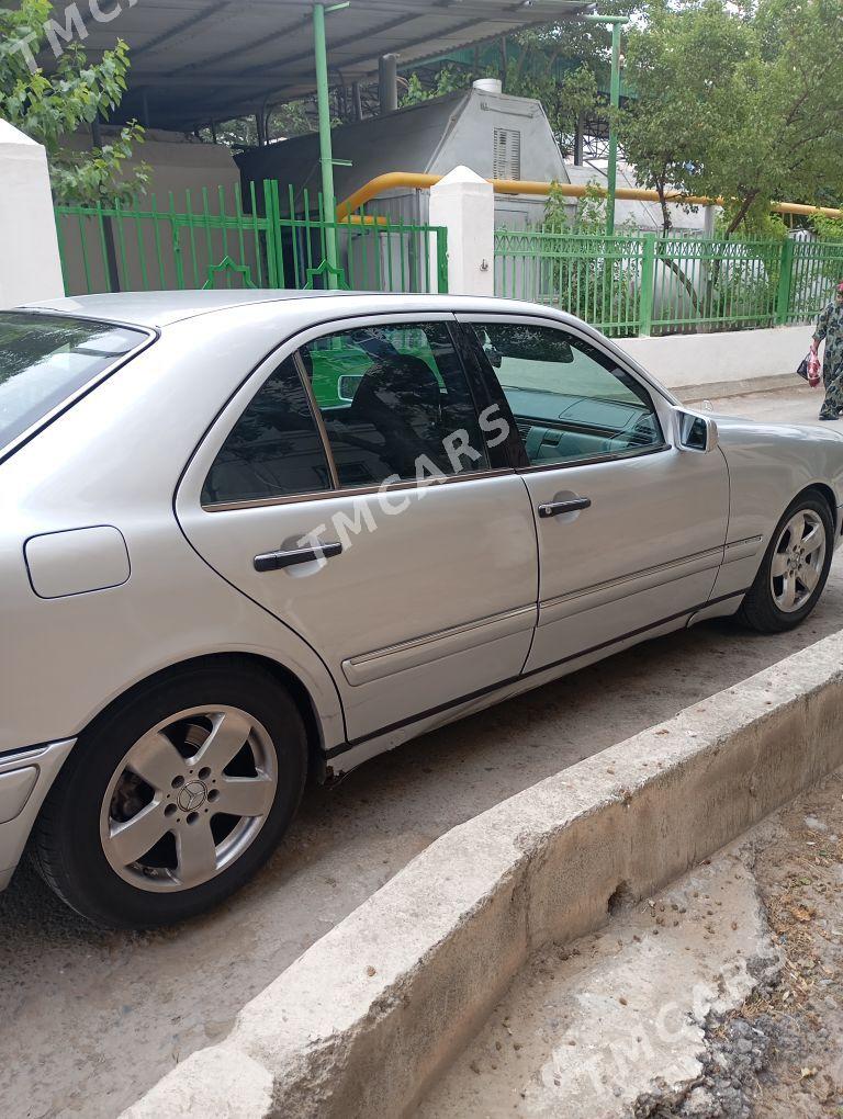 Mercedes-Benz E320 1997 - 75 000 TMT - Ашхабад - img 3