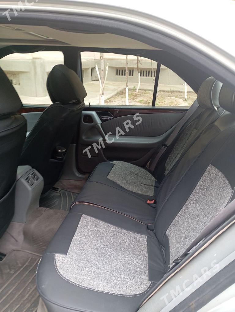 Mercedes-Benz E320 1997 - 75 000 TMT - Ашхабад - img 2