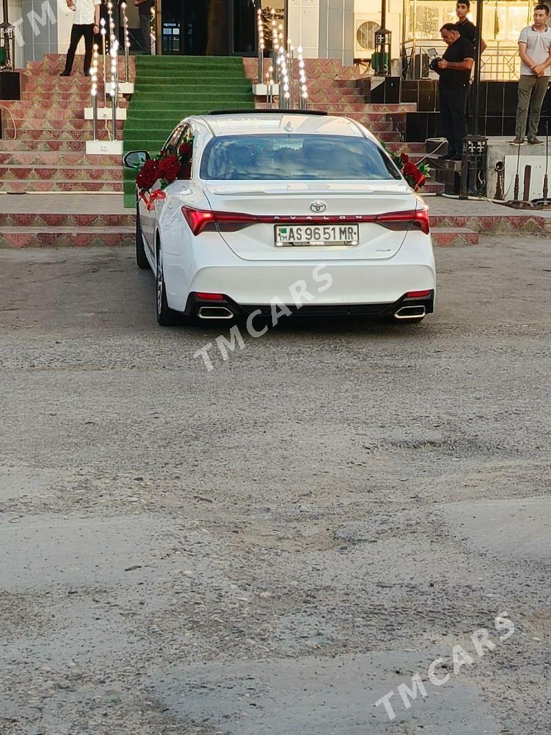 Toyota Avalon 2021 - 400 000 TMT - Ёлётен - img 3