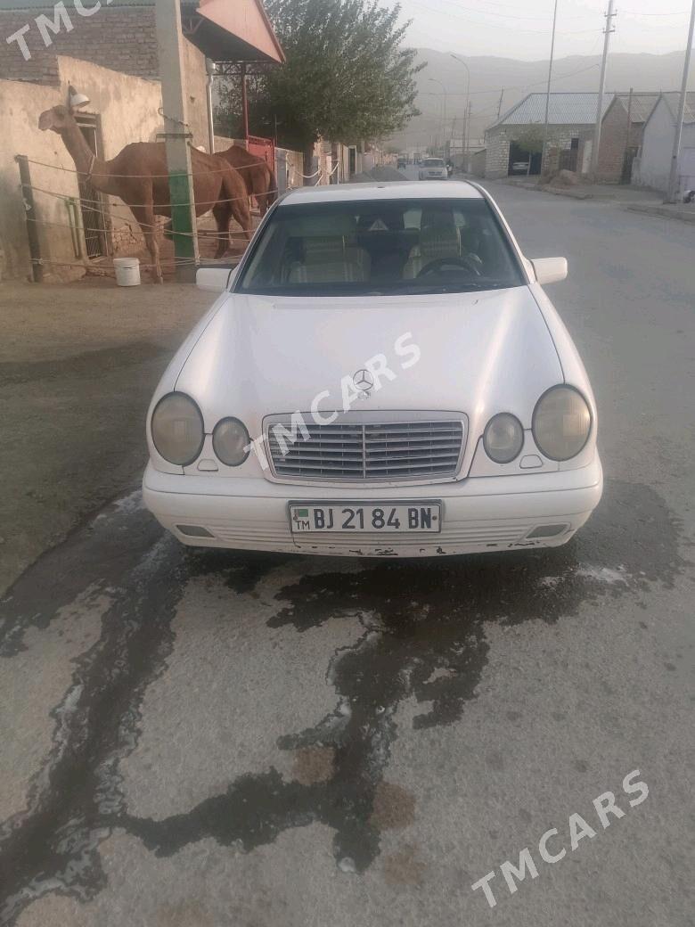 Mercedes-Benz E320 1998 - 90 000 TMT - Берекет - img 3