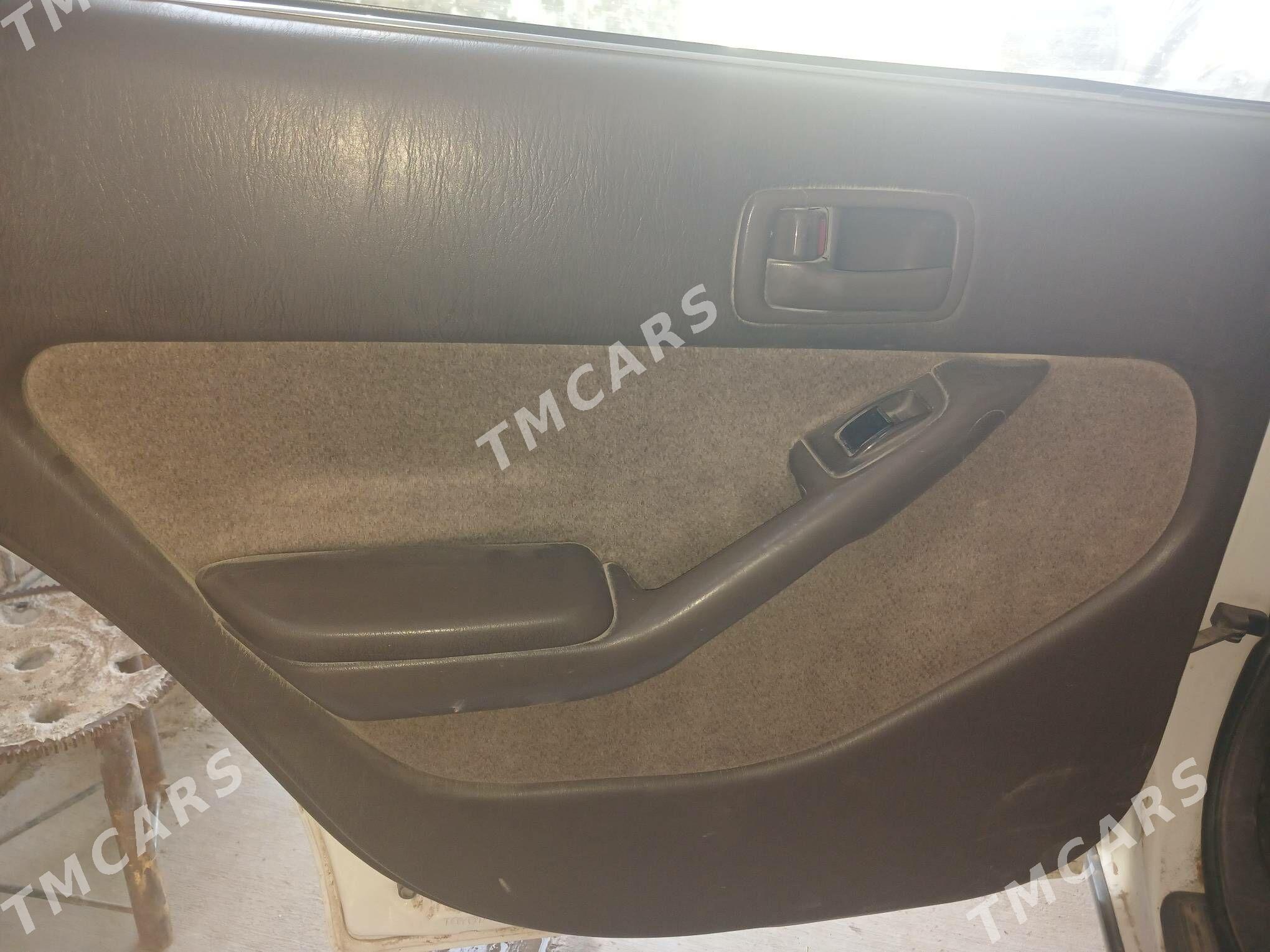 Toyota Vista 1993 - 52 000 TMT - Туркменгала - img 6