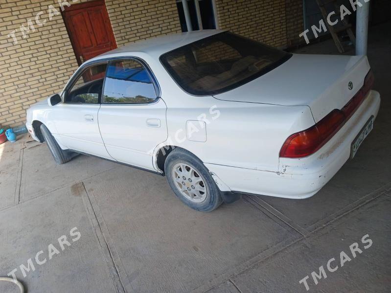 Toyota Vista 1993 - 52 000 TMT - Туркменгала - img 3
