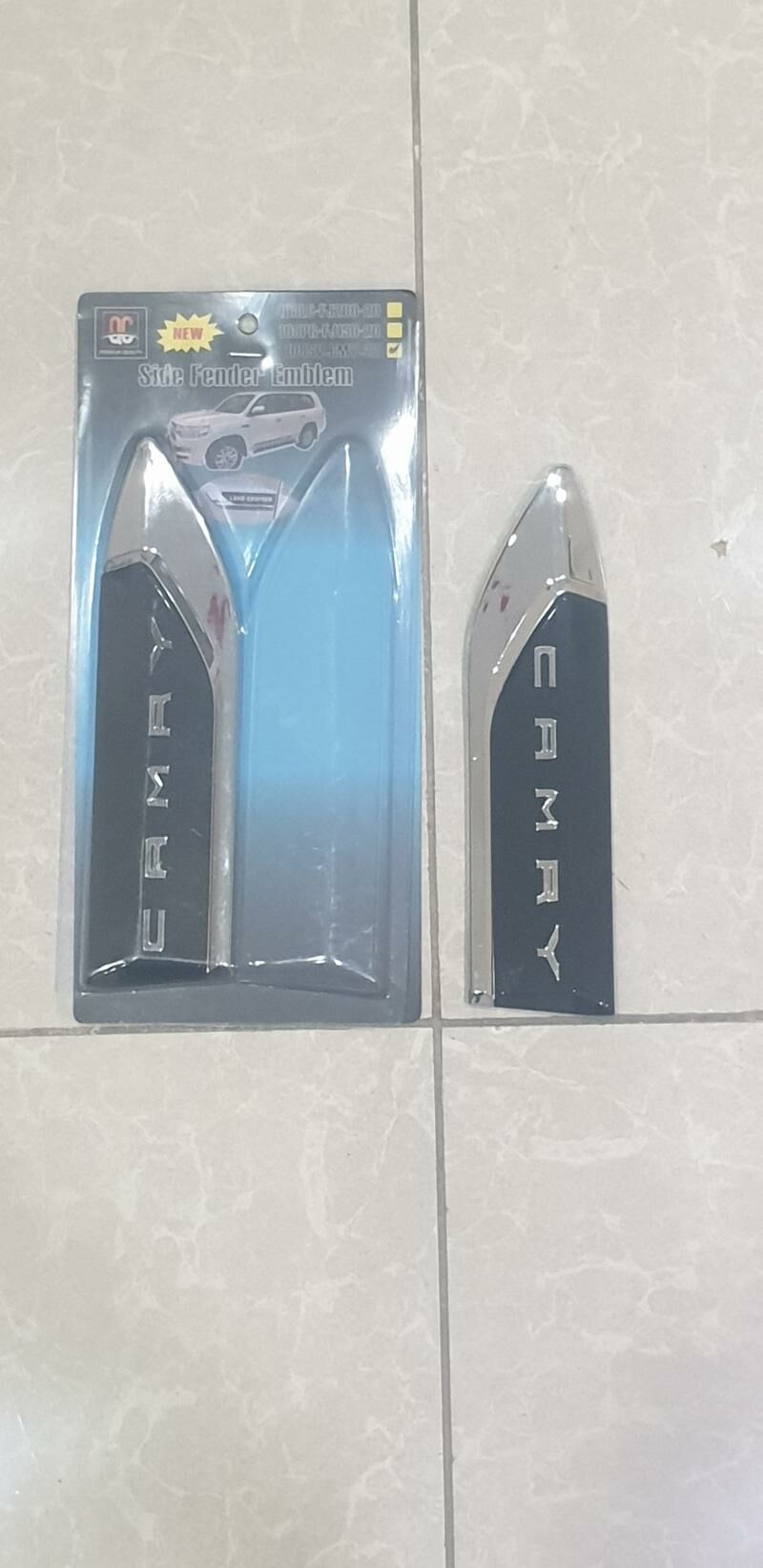 Camry 21-23 gapy krylo emblema 250 TMT - Ашхабад - img 9