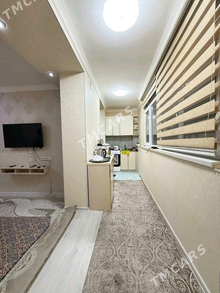 11 MKR 1-2 KOM edelen 40m²  - 11 мкр - img 1
