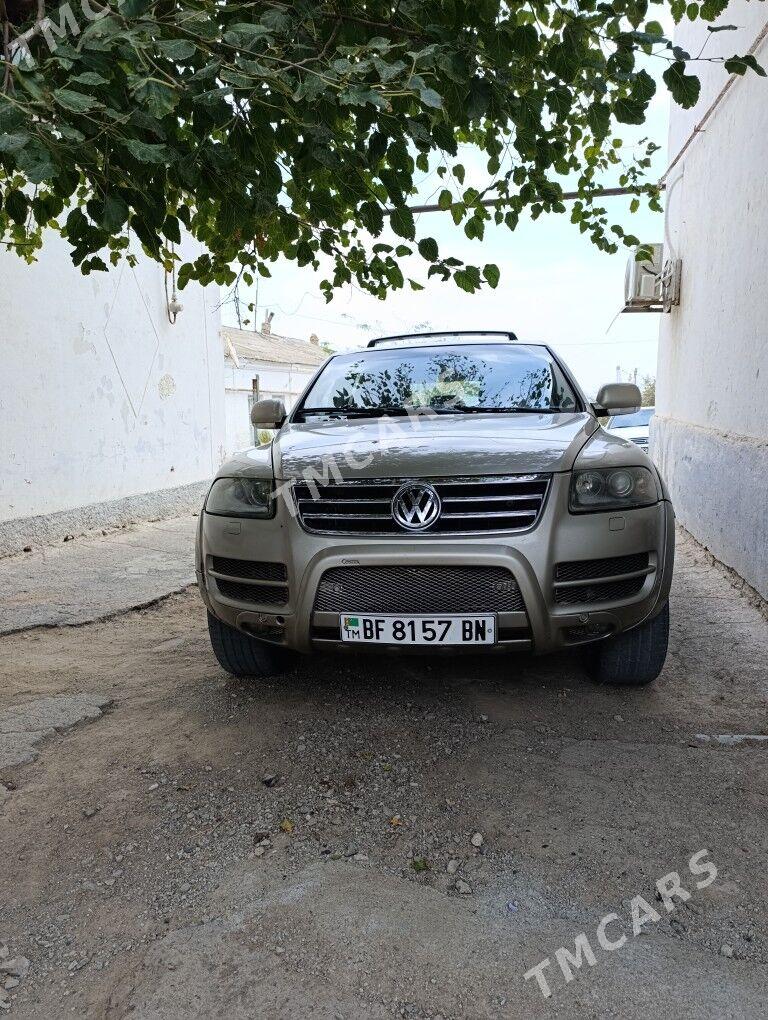 Volkswagen Touareg 2005 - 120 000 TMT - Türkmenbaşy - img 2