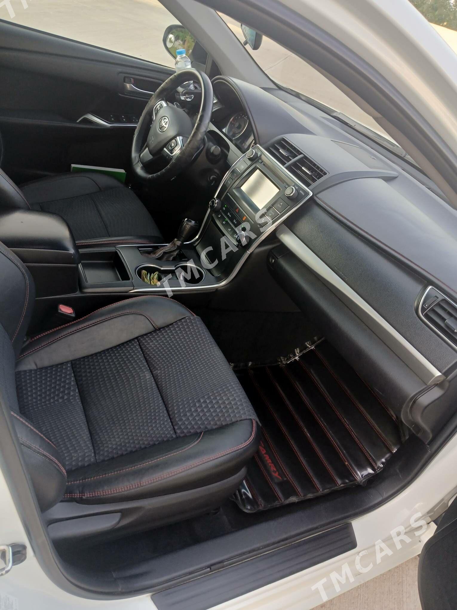 Toyota Camry 2015 - 290 000 TMT - Aşgabat - img 3