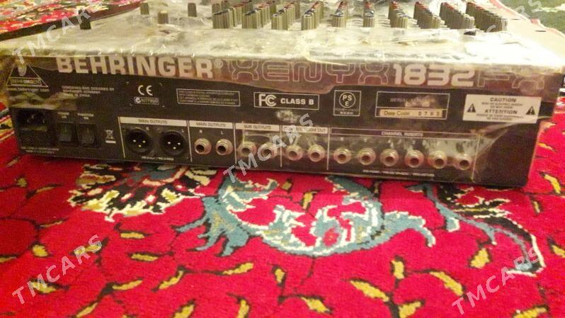 Behringer pult - Etrek - img 4