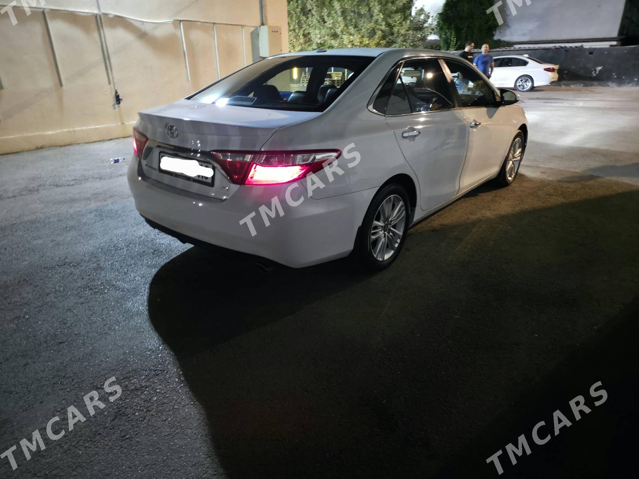 Toyota Camry 2017 - 255 000 TMT - Ашхабад - img 3