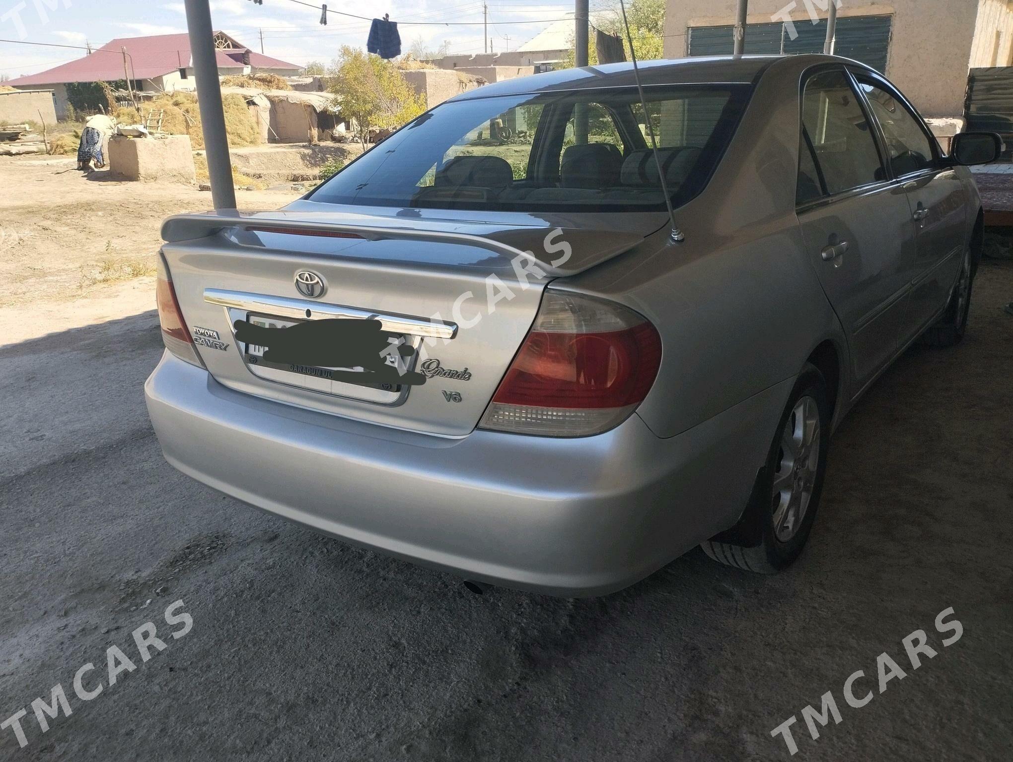Toyota Camry 2003 - 160 000 TMT - Boldumsaz - img 5