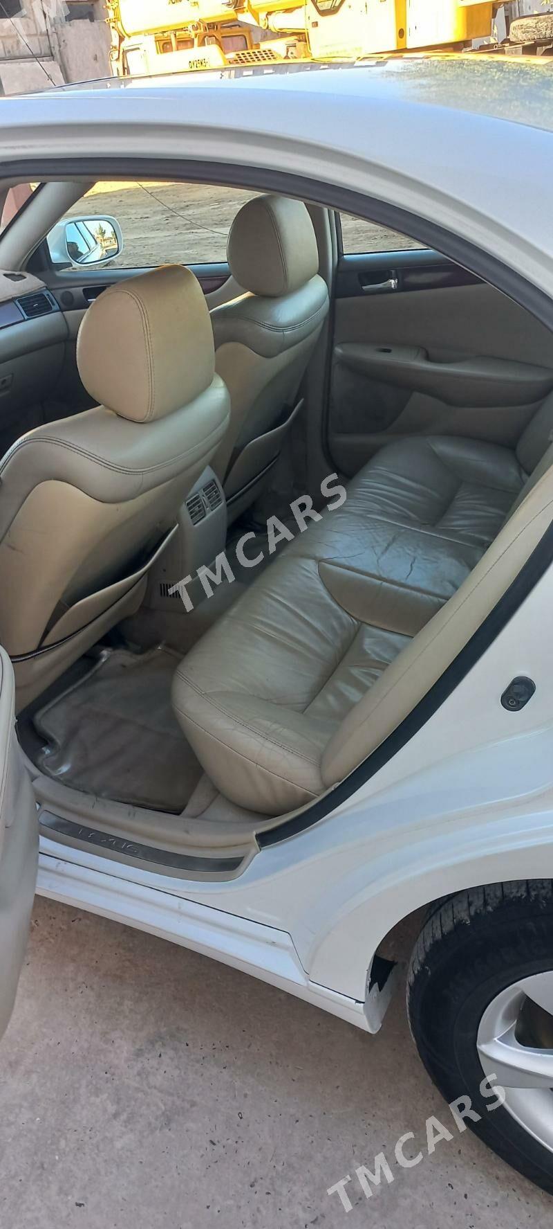 Lexus ES 300 2002 - 156 000 TMT - Сакар - img 3