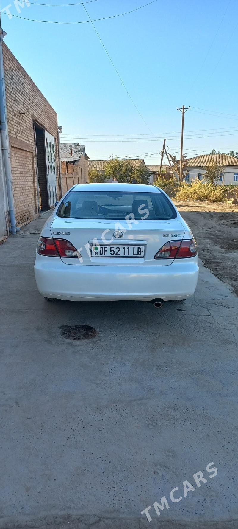 Lexus ES 300 2002 - 156 000 TMT - Сакар - img 6