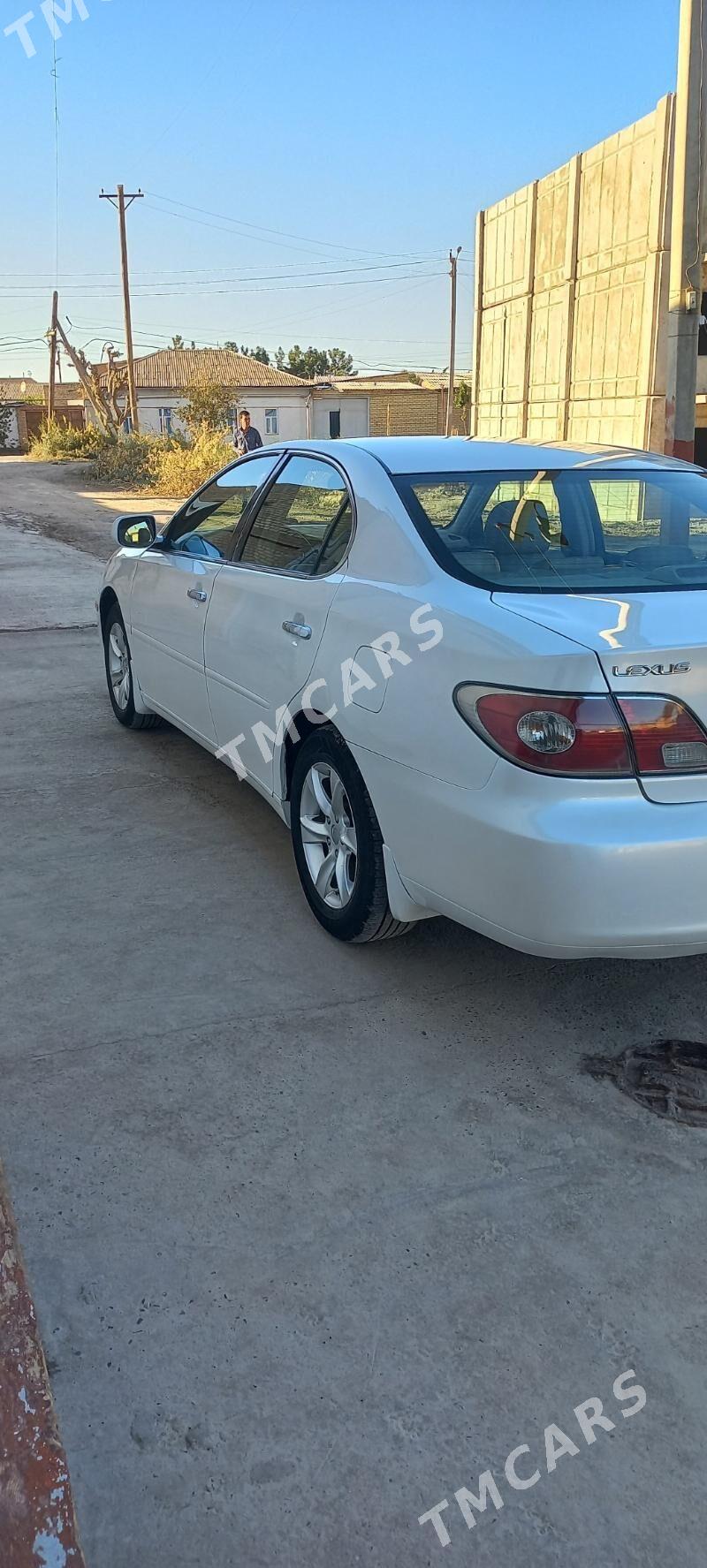 Lexus ES 300 2002 - 156 000 TMT - Сакар - img 7