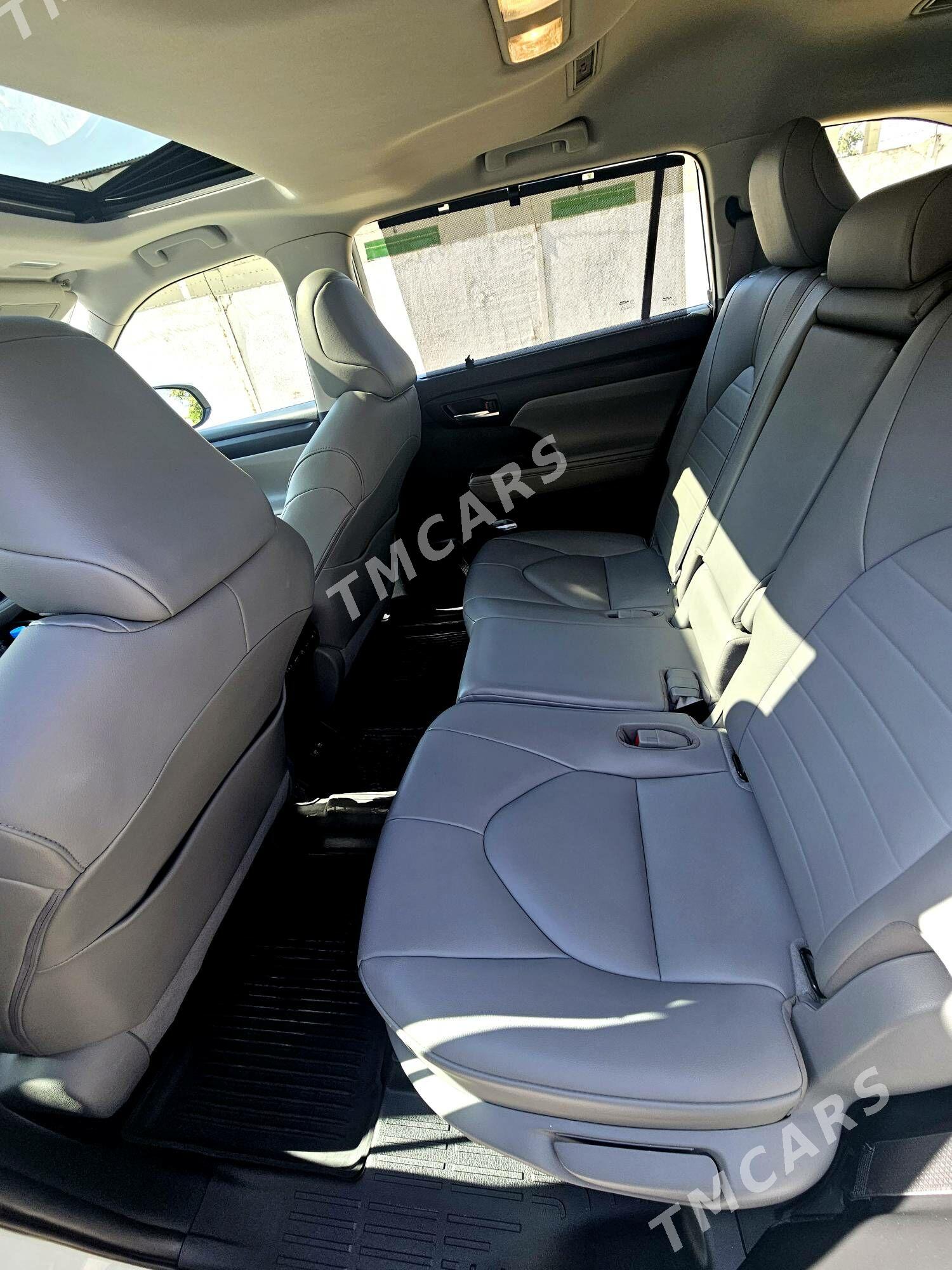 Toyota Highlander 2020 - 610 000 TMT - Ашхабад - img 4