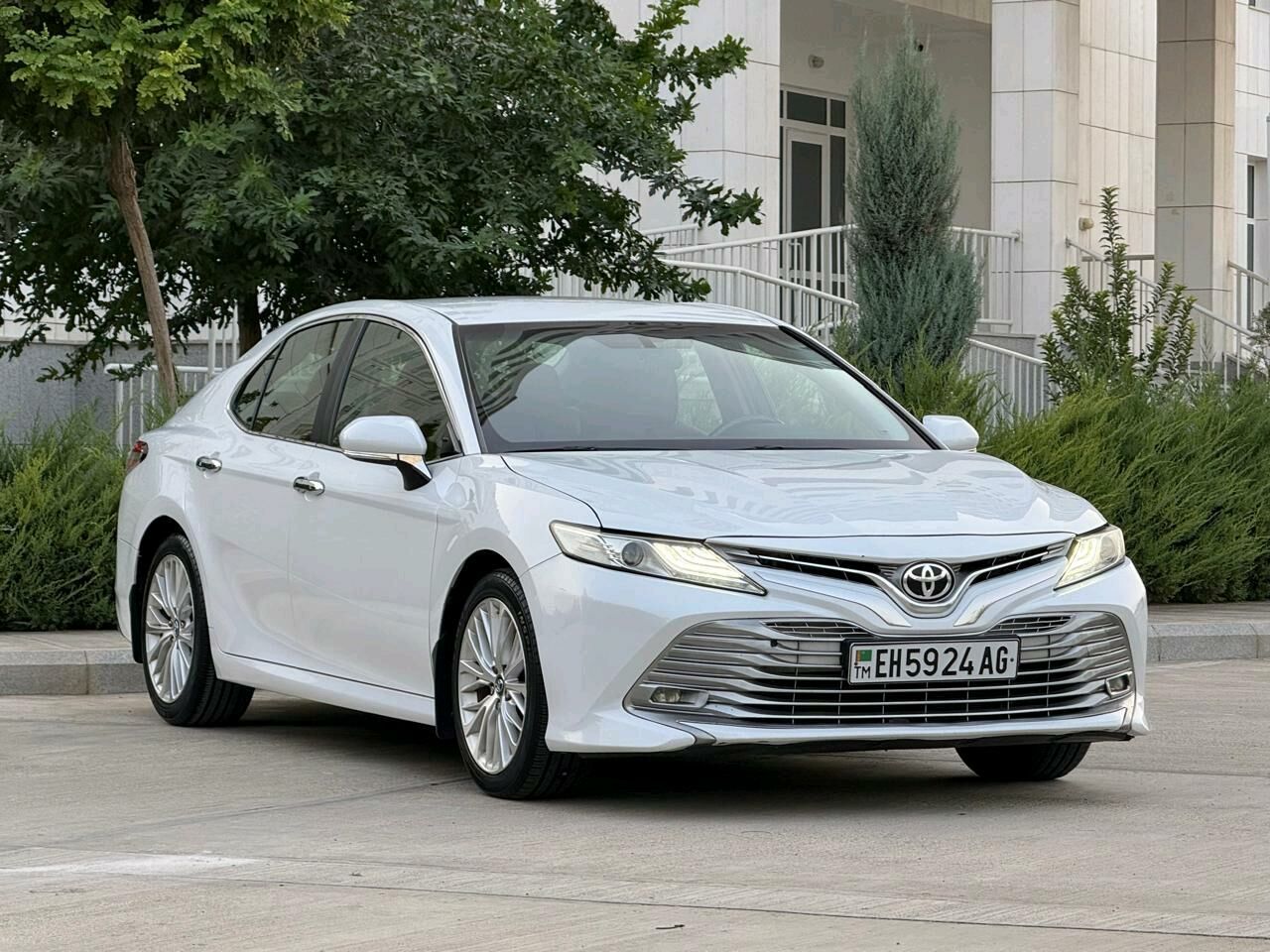 Toyota Camry 2019 - 258 000 TMT - Ашхабад - img 3