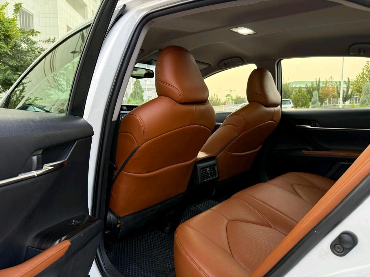 Toyota Camry 2019 - 258 000 TMT - Ашхабад - img 9