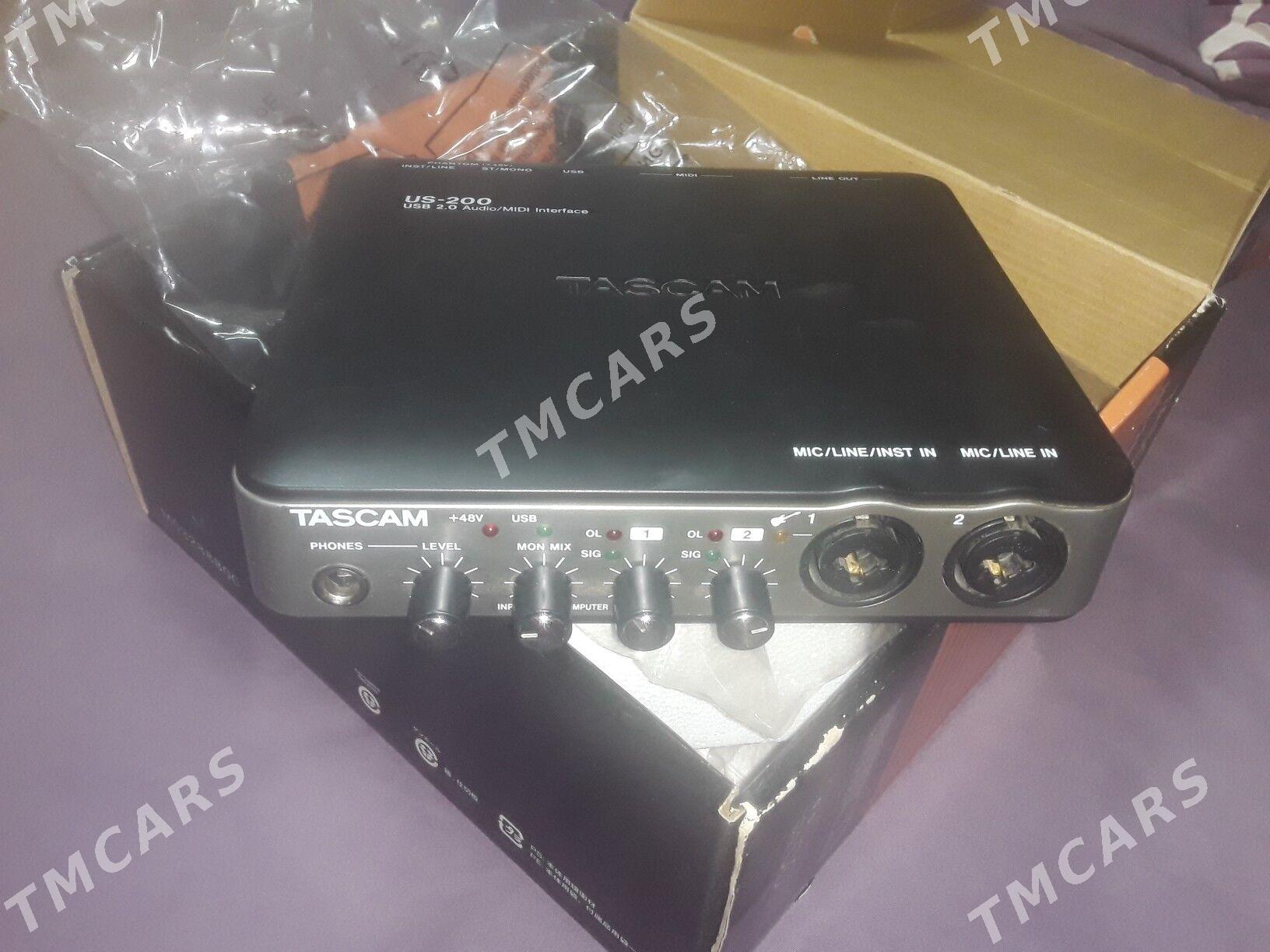 ses kart TASCAM US-200 studio - Дянев - img 2